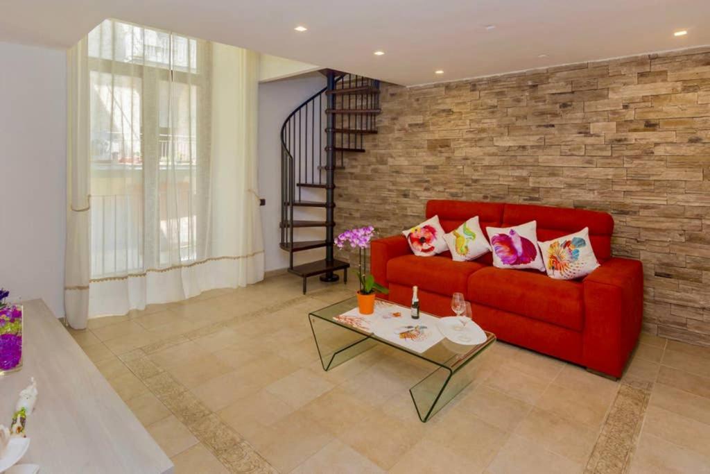 Sara Luxury Apartament 2 ซอร์เรนโต ภายนอก รูปภาพ